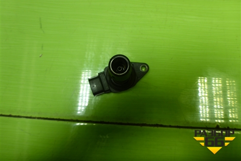 Катушка зажигания (1.6л H4MD438) (224332428R) для Nissan Terrano с 2014г (Терано)