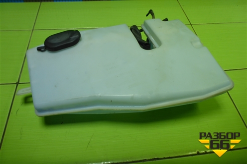 Бачок омывателя лобового стекла (289106288R) для Nissan Terrano с 2014г (Терано)