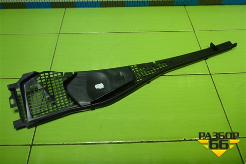 Решетка стеклоочистителей левая (1216410X) для Nissan Terrano с 2014г (Терано)