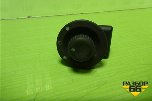 Переключатель регулировки зеркал (255706203R) для Nissan Terrano с 2014г (Терано)