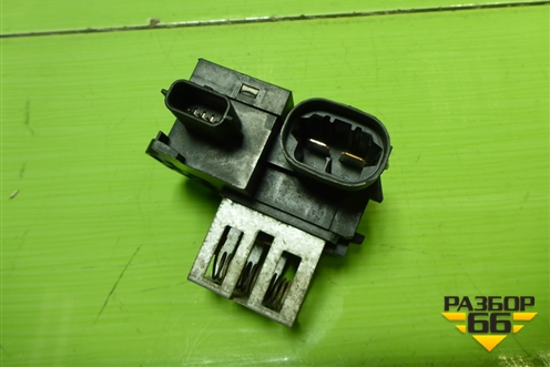 Резистор вентилятора (255509263R) для Nissan Terrano с 2014г (Терано)