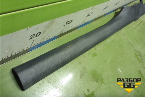 Накладка порога внутренняя правая (6RU853372B) для Volkswagen Polo (седан) с 2010г (Поло)