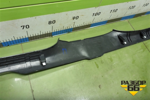 Накладка порога внутренняя правая (6RU853372B) для Volkswagen Polo (седан) с 2010г (Поло)