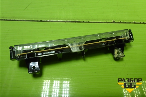 Фонарь задний стоп сигнал (6RU945087A) для Volkswagen Polo (седан) с 2010г (Поло)