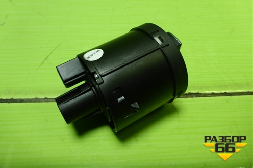 Переключатель (WG9X25580027) для Sitrak C7H (С7Н)