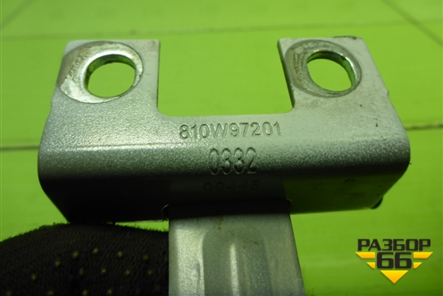 Петля бардачка наружнего  (810W972010332) для Sitrak C7H (С7Н)