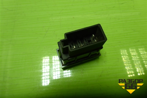 Кнопка обогрева топливного бака (812W255037023) для Sitrak C7H (С7Н)