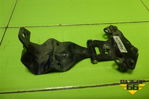 Петля капота левая  (811W611456001) для Sitrak C7H (С7Н)