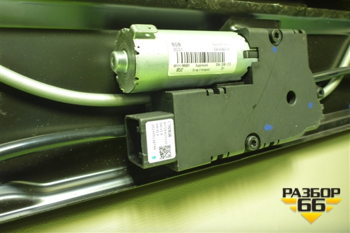 Люк электрический для Sitrak C7H (С7Н)