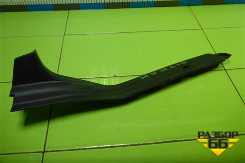 Накладка порога внутренняя правая  (AZ16D162000014) для Sitrak C7H (С7Н)