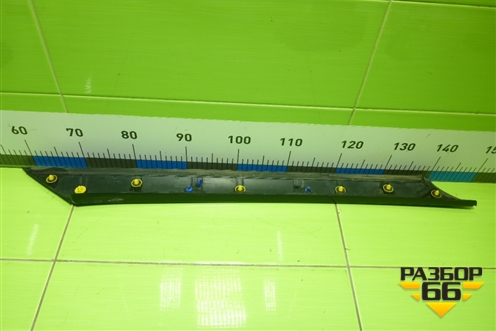 Молдинг лобового стекла правый (86260Q5100) для Kia Seltos с 2019-2025г (Селтос)