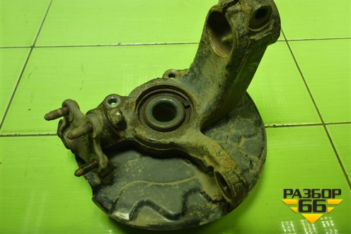 Кулак поворотный передний правый для Volkswagen Polo (седан) с 2010г (Поло)