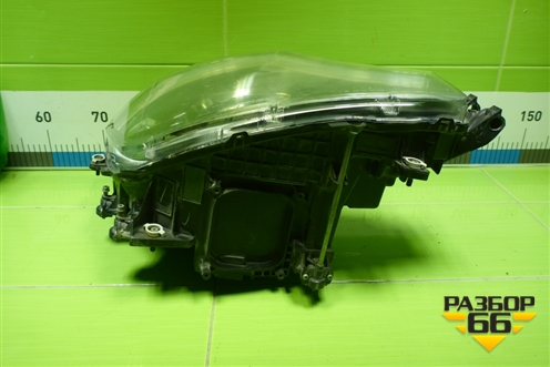 Фара правая (галоген) (A9618204139) для Mercedes Benz TRUCK Actros MP4 с 2012г (Актрос)