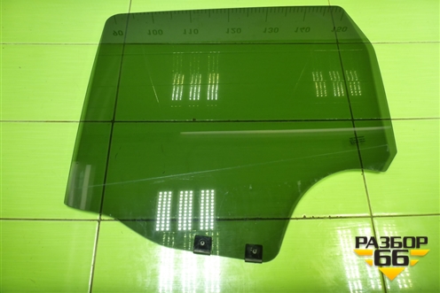 Стекло двери задней левой для Nissan Terrano с 2014г (Терано)