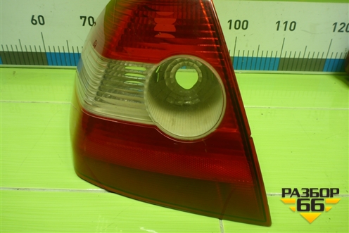 Фонарь задний левый (8200142682) для Renault Megane 2 с 2002-2009г (Меган)