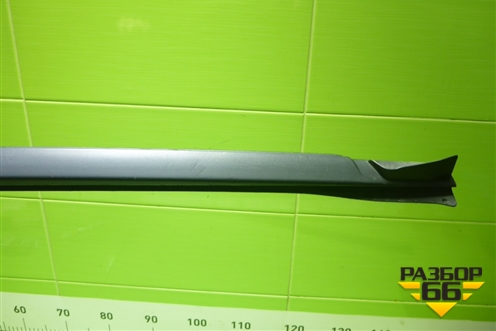 Молдинг лобового стекла левый (51317427873) для BMW 3-серия G20 с 2018г