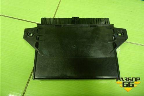 Блок управления центральным замком (AV6N19G481AJ) для Ford Focus 3 с 2011г (Фокус)