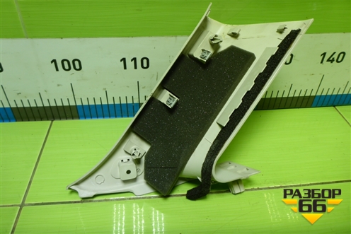 Обшивка стойки задняя верхняя правая (хетчбэк) (BM51A31010ADW) для Ford Focus 3 с 2011г (Фокус)