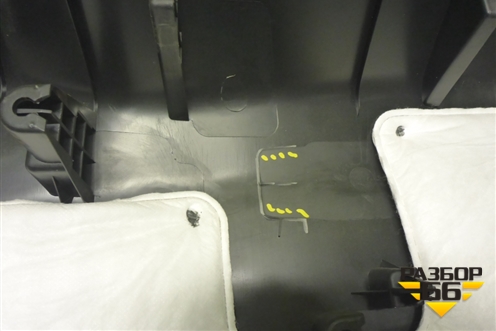 Обшивка двери багажника (6302110CN01) для Changan UNI-T с 2020г (Юни Т)