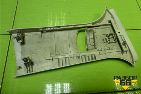 Обшивка стойки центральная верхняя левая (BM51A24583AGW) для Ford Focus 3 с 2011г (Фокус)