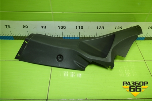 Обшивка стойки задняя нижняя левая (хетчбэк) (BM51A31017) для Ford Focus 3 с 2011г (Фокус)