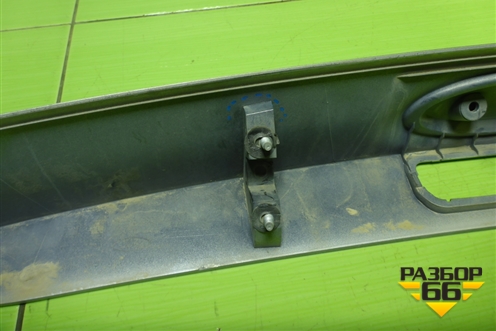 Накладка двери багажника (BM51A43404AEW) для Ford Focus 3 с 2011г (Фокус)