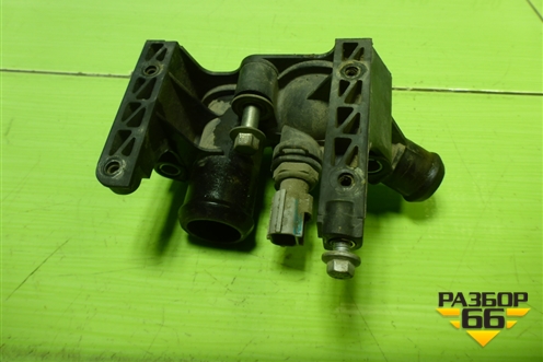 Фланец двигателя системы охлаждения (7M5G8K556AC) для Ford Focus 3 с 2011г (Фокус)