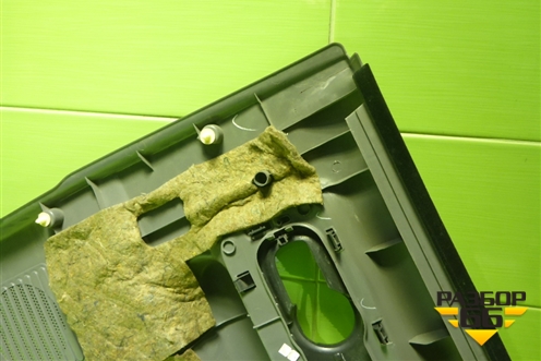 Обшивка двери задней левой под электрику (829013U000) для Nissan Cube с 2002-2008г