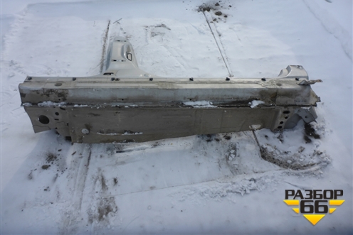 Порог со стойкой правый (хетчбэк) для Ford Focus 3 с 2011г (Фокус)