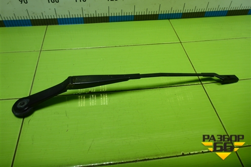 Поводок стеклоочистителя правый (BM5117526BB) для Ford Focus 3 с 2011г (Фокус)