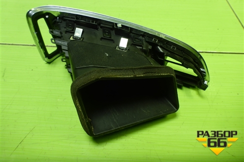 Дефлектор воздушный левый (BM51018B09AAW) для Ford Focus 3 с 2011г (Фокус)