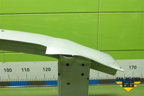 Усилитель переднего бампера (8889122698) для Geely Monjaro с 2021г (Монджаро)