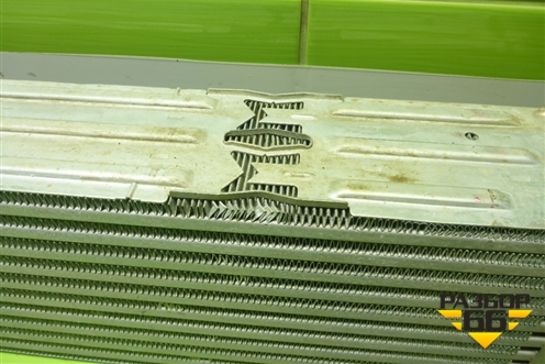 Интеркулер (8890923812) для Geely Monjaro с 2021г (Монджаро)