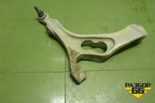 Рычаг передний левый нижний (7P0407151E) для Volkswagen Touareg с 2010-2018г (Туарег)