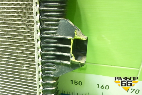 Радиатор охлаждения (7P0121253A) для Volkswagen Touareg с 2010-2018г (Туарег)