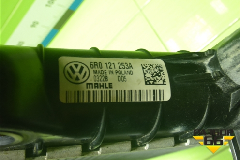 Радиатор охлаждения (6R0121253A) для Volkswagen Polo (седан) с 2010г (Поло)