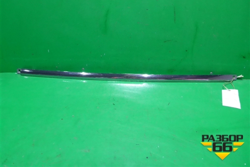 Накладка переднего бампера центральная (после 2015г на юбку Executive) (52711D8070 PZ32160219) для Toyota Land Cruiser (200) с 2008г (Ленд Крузер)