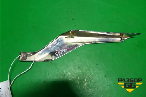 Накладка переднего бампера правая (после 2015г на юбку Executive) (52712D8040 PZ32160217) для Toyota Land Cruiser (200) с 2008г (Ленд Крузер)