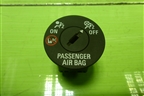 Выключатель пассажирской AIR BAG (13577258) для Opel Insignia с 2008-2017г (Инсигниа)