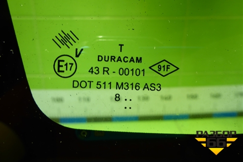 Стекло глухое левое для Nissan Terrano с 2014г (Терано)