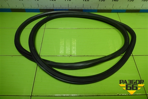 Уплотнитель двери передней левой для Opel Insignia с 2008-2017г (Инсигниа)