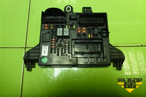 Блок предохранителей салонный (544949969) для Opel Insignia с 2008-2017г (Инсигниа)