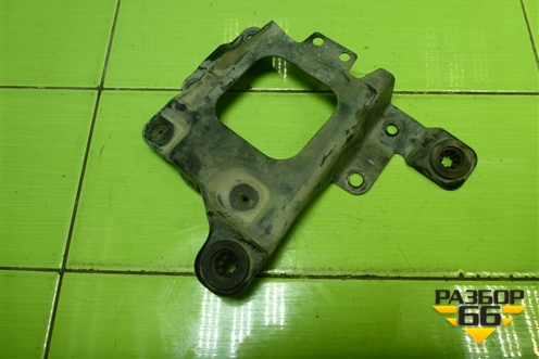 Кронштейн площадки АКБ (AV61R6K034AB) для Ford Focus 3 с 2011г (Фокус)