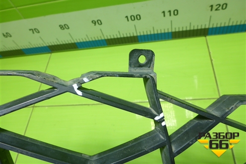 Накладка на решетку радиатора (2803141CD12) для Changan CS75 с 2014г (ЦС 75)