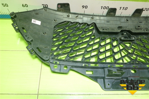 Решетка радиатора (5509100XKZ0YA) для Haval M6 с 2021г (М6)