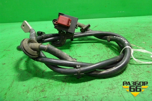 Провод силовой (плюс) (7L6971227C) для Volkswagen Touareg c 2002-2010г (Туарег)