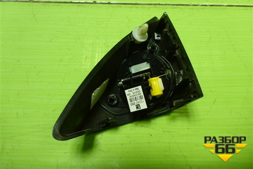 Накладка двери передней левой уголок для Opel Insignia с 2008-2017г (Инсигниа)