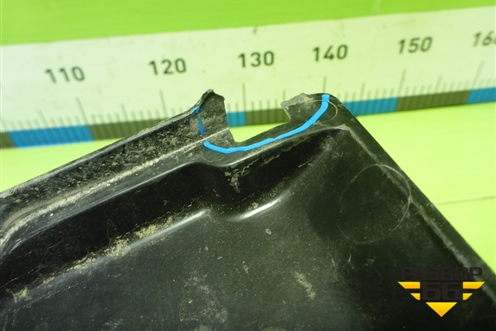 Крышка аккумулятора (AM5110A659AB) для Ford Focus 3 с 2011г (Фокус)