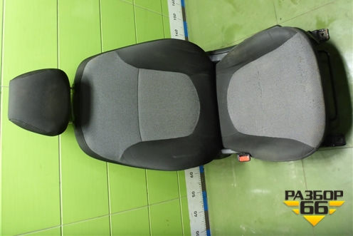 Сиденья комплект (с обогревом, без AIR BAG) для Hyundai Solaris с 2010-2016г (Солярис)