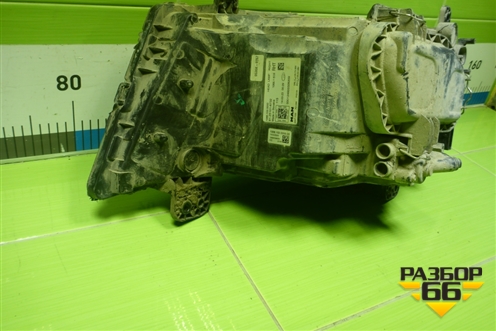 Фара правая  (галоген) (81251016732) для MAN TGX с 2007г (ТГХ)